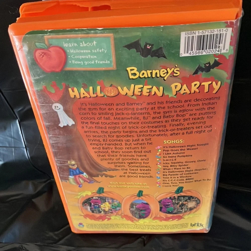 Barney’s Halloween Party VHS 1998 Classic Collection. Case is cracked - Picture 3 of 3